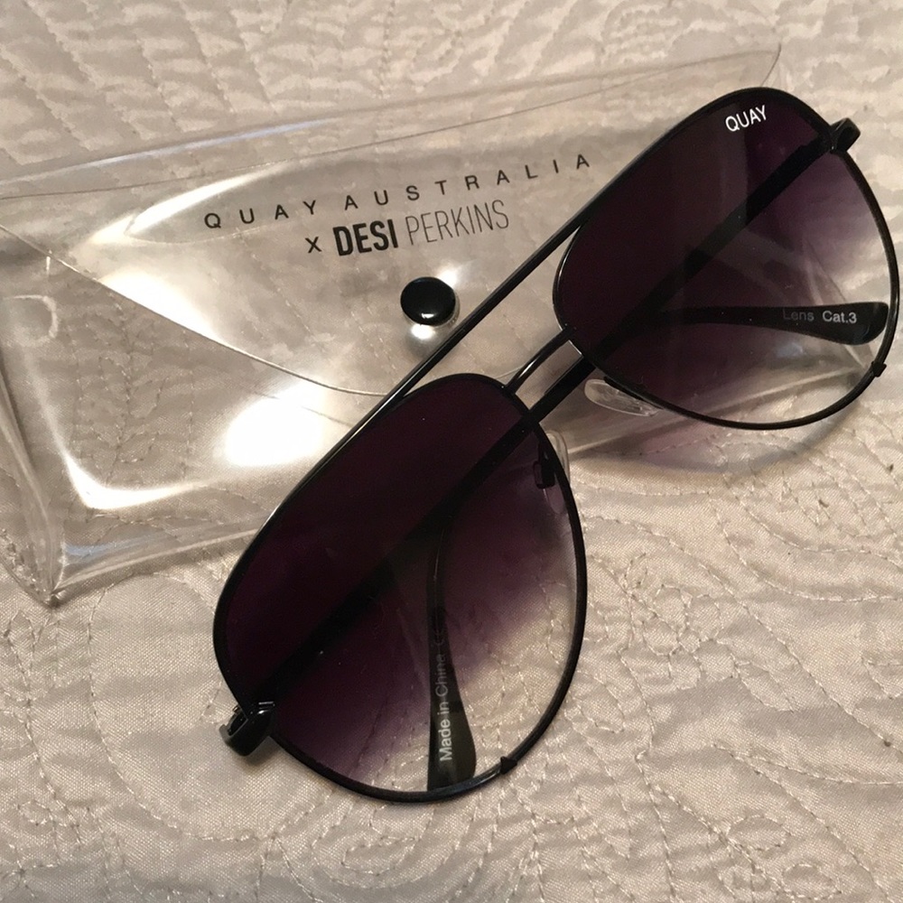 DESI PERKINS sunglasses QUAY